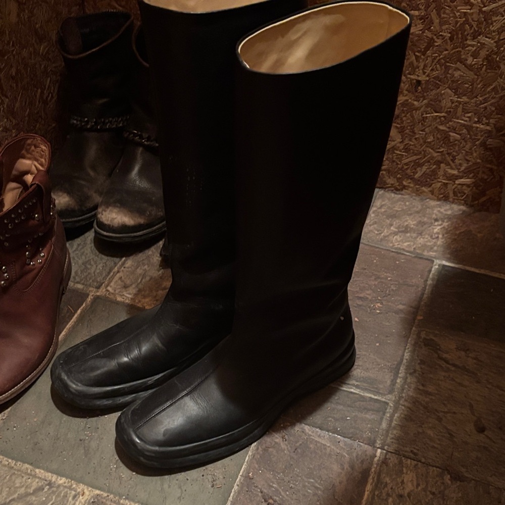 The Row Black Women's Boots - Picture 3 of 4